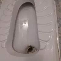 سنگ توالت تمیز و مرتب