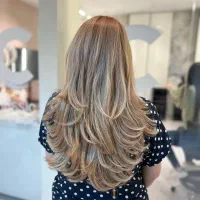 مدل کوتاهی مو|خدمات آرایشگری و زیبایی|اصفهان, سعادت‌آباد|دیوار