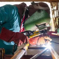 نیروی تاسیسات لوله کشی گاز