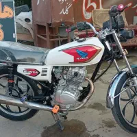 موتورهندا۲۰۰کاربرات