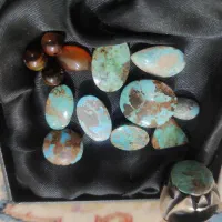 فیروزه معدنی|کلکسیون اشیاء عتیقه|زاهدان, |دیوار