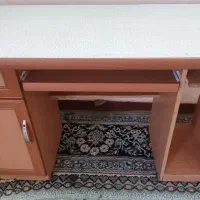 میز تحریر و صندلی گردون عین نو