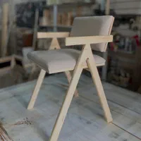 کسری چوب (نصب و تجهیز انواع پله های چوبی)پارکت|خدمات پیشه و مهارت|ارومیه, |دیوار