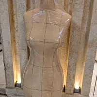 مانکن خیاطی راهنما خطوط دار واتوخور وسوزن خور