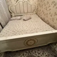 یک دست سرویس خواب تمام چوب گردو