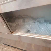 دوعدد یخساز صنعتی شرکت آندرانیک مشابه نو|کافی‌شاپ و رستوران|تهران, شهرک گلها (تهرانسر)|دیوار