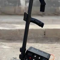 شاقول دازینگ|ابزارآلات|تهران, فلسطین (میدان انقلاب)|دیوار