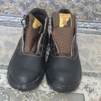 کفش کار نو سایز ۴۵ یا ۴۴|کیف، کفش، کمربند|زنجان, |دیوار