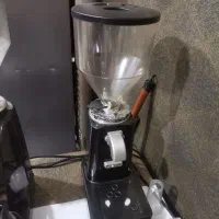 دو دستگاه آسیاب قهوه هوم آکبند