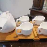 ست قوری و فنجان 4 نفره