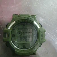 ساعت و چاقو