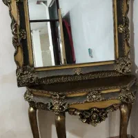 آینه کنسول درحد نو هیچ نو خط وخشی نداره