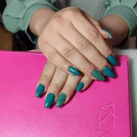 کاشت ناخن۲۰۰ آف یلدایی