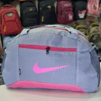 ساک و کیف ورزشی نایک|کیف، کفش، کمربند|قم, شاه ابراهیم|دیوار