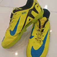 کفش استوک چمن طبیعی سایز ۳۹|تجهیزات ورزشی|مشهد, نوید|دیوار