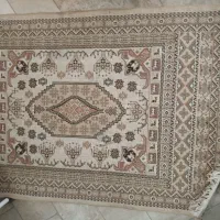 تعدادی پادری و میز تلویزیون