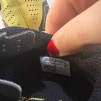 کفش فوتبال اصل Adidas مدل F50 Messi طلایی|کفش و لباس بچه|تهران, دریاچه شهدای خلیج فارس|دیوار