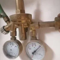 یک سری وسایل برشکاری