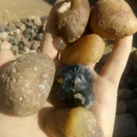 سنگ عقیق وقدیمی|کلکسیون اشیاء عتیقه|میان جلگه, |دیوار