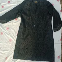 مانتو شیک و مجلسی کریشه مدلدار با تنخوری مناسب