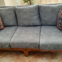مبل راحتی|مبلمان خانگی و میز عسلی|اندیشه, اندیشه فاز ۱|دیوار