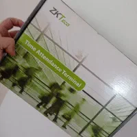 دستگاه کنترل تردد و حضور و غیاب