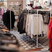 لباس زنانه و لباس زیر