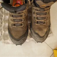 کفش کوه|کیف، کفش، کمربند|فومن, |دیوار