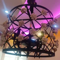 لوستر کلاسیک در حد نو|لوستر و چراغ آویز|پرند, فاز ۶|دیوار