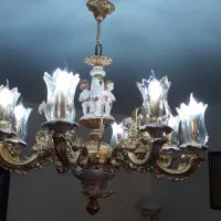 لوستر هشت شاخه|لوستر و چراغ آویز|تهران, گلستان (شهرک راه آهن)|دیوار