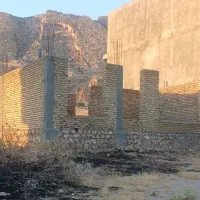 خانه نیمه کاره در شباب