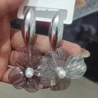 گوشواره نو اصلا استفاده نشده