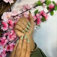 کاشت ناخن