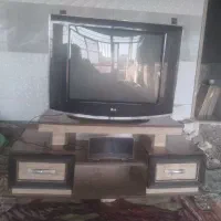 تلوزیون ومیزتلوزیون