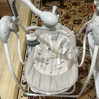 صندلی برقی نوزاد خارجی  در حد نو با کلی امکانات