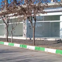اجاره و رهن 3 دهنه مغازه