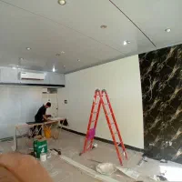 نصاب کاغذ دیواری