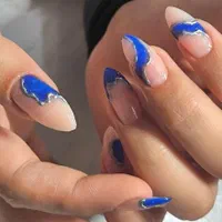 کاشت ناخن|خدمات آرایشگری و زیبایی|قم, زاد|دیوار