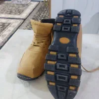 پوتین نو|کیف، کفش، کمربند|کامیاران, |دیوار