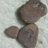 چند قطعه شهاب سنگ ویک سنگ الماسی  اسیابی|جواهرات|گلبهار, نوبهار|دیوار