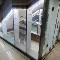 مغازه تجاری کوچک پاساژ موسی بن جعفر