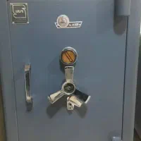 کا صندوق ایران کاوه زیرویترین وغیره...