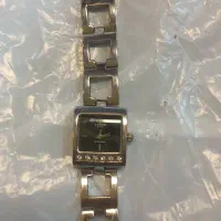 یک عدد ساعت زنانه لاروس قدیمی اصل