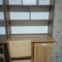 دو عدد کتابخانه با صندلی جداگانه هم فروخته می شود