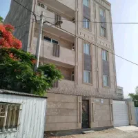 «۱۱۰ متر خوش‌نقشه دارای مستر و آسانسور»