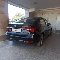 ام جی 5 خودروی وارداتی برند انگلیسی