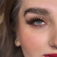 اکستنشن مژه مدل ابداعی خودم که تو عکس میبینید