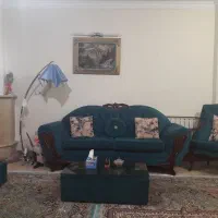 مبلمان هشت نفره با دو تا صندلی مهمان