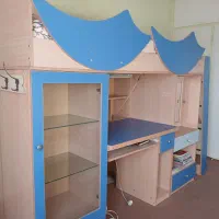 تخت دو طبقه ، کمد، میز تحریر دار