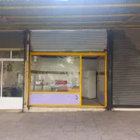 مغازه ابتدای خیابان قعله ۱۲متری